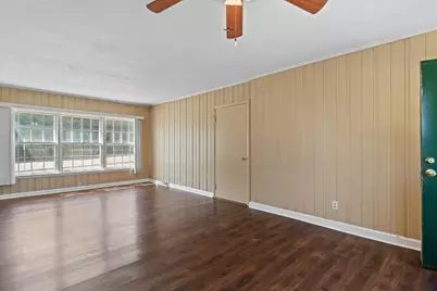 N89W15660  Main St, Menomonee Falls, WI 53051 - Photo 5
