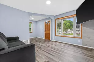 1824 Missouri Ave, South Milwaukee, WI 53172 - Photo 3
