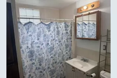 2012 N 36th St, Milwaukee, WI 53208 - Photo 11