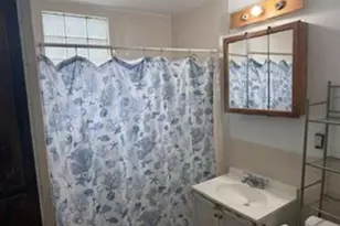 2012 N 36th St, Milwaukee, WI 53208 - Photo 11