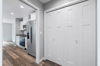 2103  Daisy Dr, West Bend, WI 53090 - Photo 17