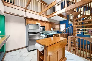 1618 E Newport Ave, Milwaukee, WI 53211 - Photo 11