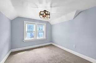 1618 E Newport Ave, Milwaukee, WI 53211 - Photo 27