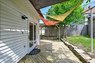 1618 E Newport Ave, Milwaukee, WI 53211 - Photo 33