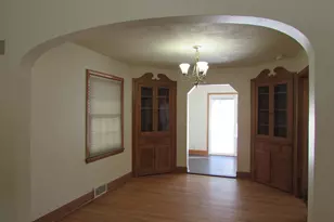 2362 S 78th St, West Allis, WI 53219 - Photo 5