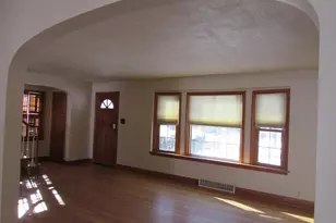2362 S 78th St, West Allis, WI 53219 - Photo 3