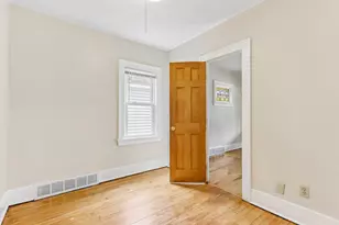 661 S 61st St, Milwaukee, WI 53214 - Photo 13