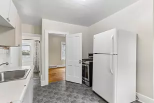 661 S 61st St, Milwaukee, WI 53214 - Photo 9
