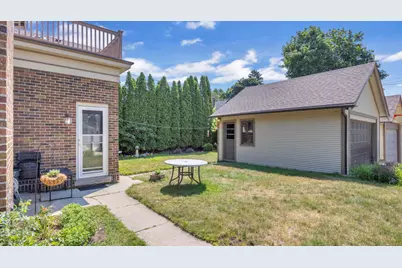 413  Lincoln Ave, Sheboygan, WI 53081 - Photo 31