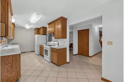 S70W16663  Hedgewood Dr, Muskego, WI 53150 - Photo 17