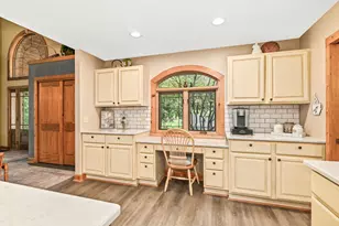 N6433 Horse Hollow Ln, Spring Prairie, WI 53105 - Photo 21