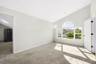 9140 W Elm Ct, Franklin, WI 53132 - Photo 19