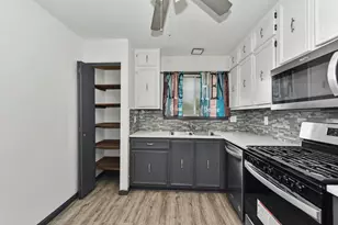 4085 W College Ave, Franklin, WI 53221 - Photo 7