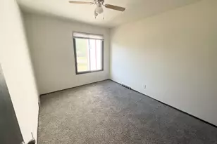 4085 W College Ave, Franklin, WI 53221 - Photo 11