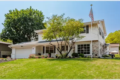 2745 N 117th Pl, Wauwatosa, WI 53222 - Photo 45