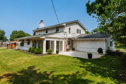 2745 N 117th Pl, Wauwatosa, WI 53222 - Photo 43