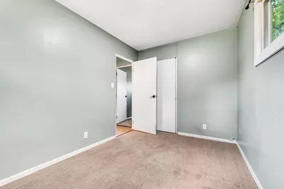 5500 N 60th St, Milwaukee, WI 53218 - Photo 11