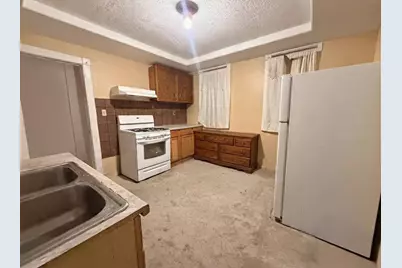 1823 W Kerney Pl #1823A, Milwaukee, WI 53215 - Photo 17