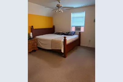 1823 W Kerney Pl #1823A, Milwaukee, WI 53215 - Photo 25