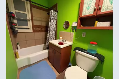 1823 W Kerney Pl #1823A, Milwaukee, WI 53215 - Photo 7