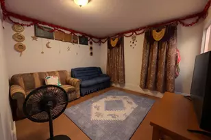 1823 W Kerney Pl, Milwaukee, WI 53215 - Photo 9