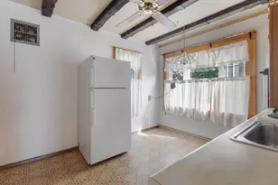 3230 W Ruskin St, Milwaukee, WI 53215 - Photo 7