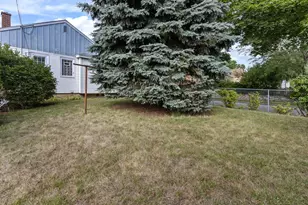 3230 W Ruskin St, Milwaukee, WI 53215 - Photo 13