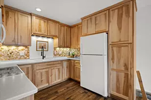 420 Racine St, Racine, WI 53185 - Photo 13