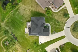 N42W22777 London Ct, Pewaukee, WI 53072 - Photo 67