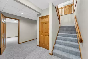 8118 Dunkelow Rd, Racine, WI 53126 - Photo 35