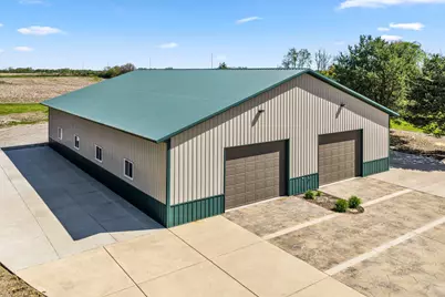 8118  Dunkelow Rd, Racine, WI 53126 - Photo 55