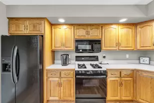 8118 Dunkelow Rd, Racine, WI 53126 - Photo 19