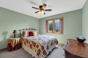 8118 Dunkelow Rd, Racine, WI 53126 - Photo 31
