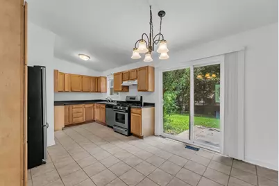 8527  222nd Ave, Salem Lakes, WI 53168 - Photo 9