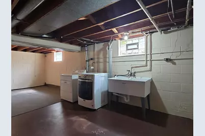 8113 W Ohio Ave, Milwaukee, WI 53219 - Photo 29