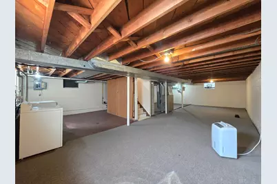 8113 W Ohio Ave, Milwaukee, WI 53219 - Photo 25
