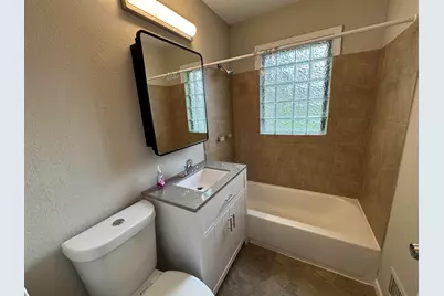 4864 N 63rd St, Milwaukee, WI 53218 - Photo 7
