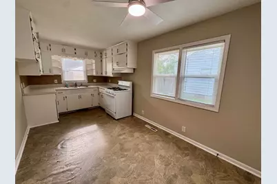 4864 N 63rd St, Milwaukee, WI 53218 - Photo 11