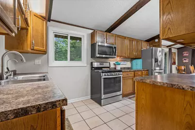 W153N9940  Neptune Dr, Germantown, WI 53022 - Photo 17