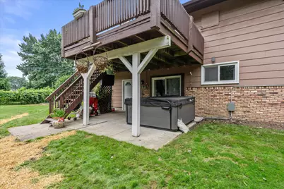 W153N9940  Neptune Dr, Germantown, WI 53022 - Photo 43