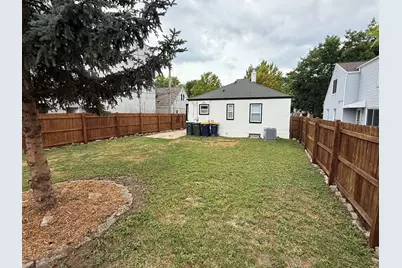 2586 S 77th St, West Allis, WI 53219 - Photo 35