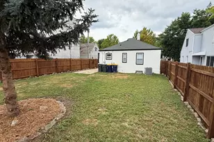 2586 S 77th St, West Allis, WI 53219 - Photo 35
