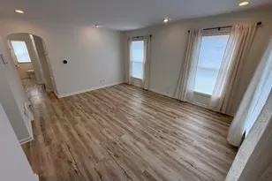 2586 S 77th St, West Allis, WI 53219 - Photo 15