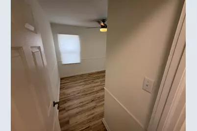 2586 S 77th St, West Allis, WI 53219 - Photo 27