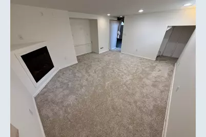 2586 S 77th St, West Allis, WI 53219 - Photo 39