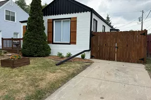 2586 S 77th St, West Allis, WI 53219 - Photo 31