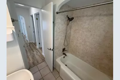 2586 S 77th St, West Allis, WI 53219 - Photo 33