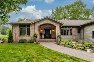 W5677 Carol Ct, Wyocena, WI 53954 - Photo 3