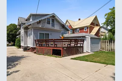 1329 S 15th St, Manitowoc, WI 54220 - Photo 29