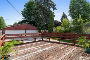 1329 S 15th St, Manitowoc, WI 54220 - Photo 25